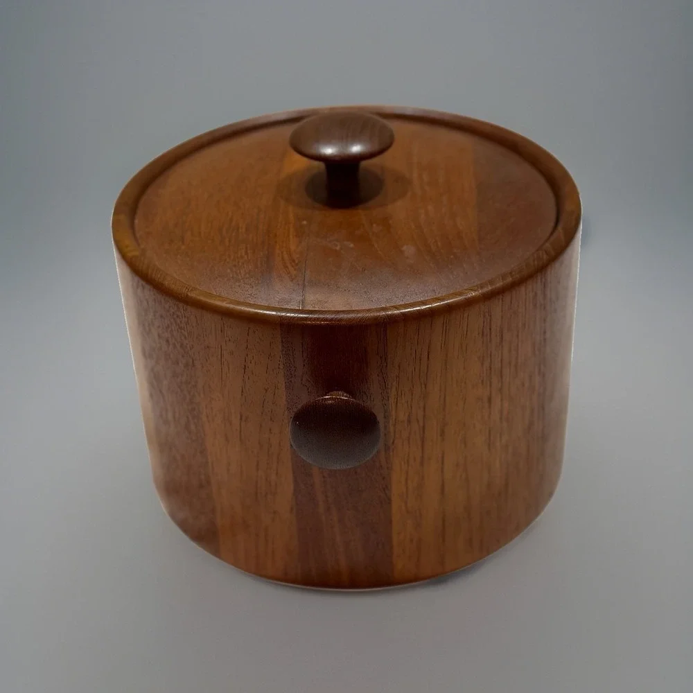 Vintage Teak Wood Ice Bucket, Danish w/plastic Insert Bucket And Foam Lining.
